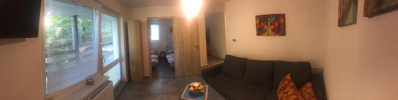 Chata Modra Винне Экстерьер фото